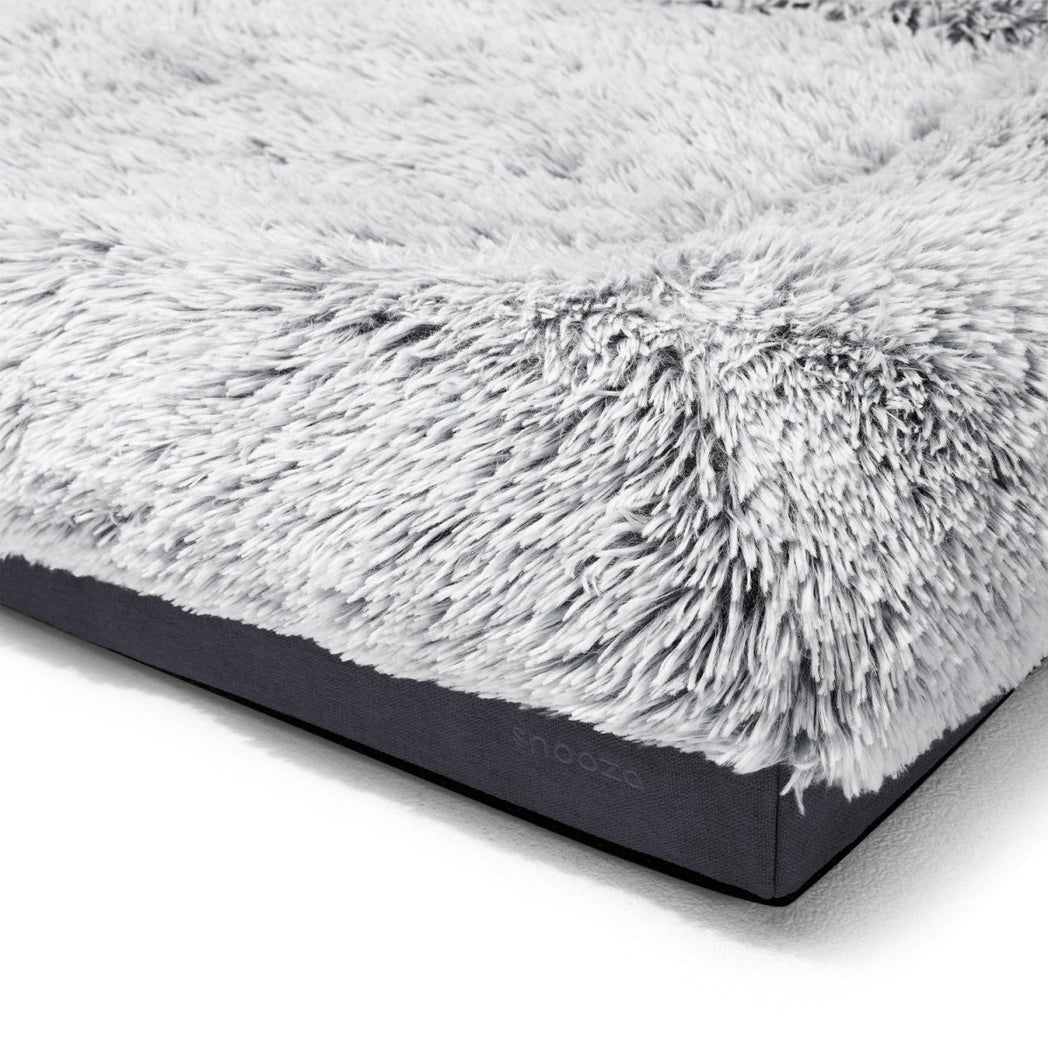 Snooza Ultra Calming Comfort Dog Lounge (Silver Fox) Buy Direct